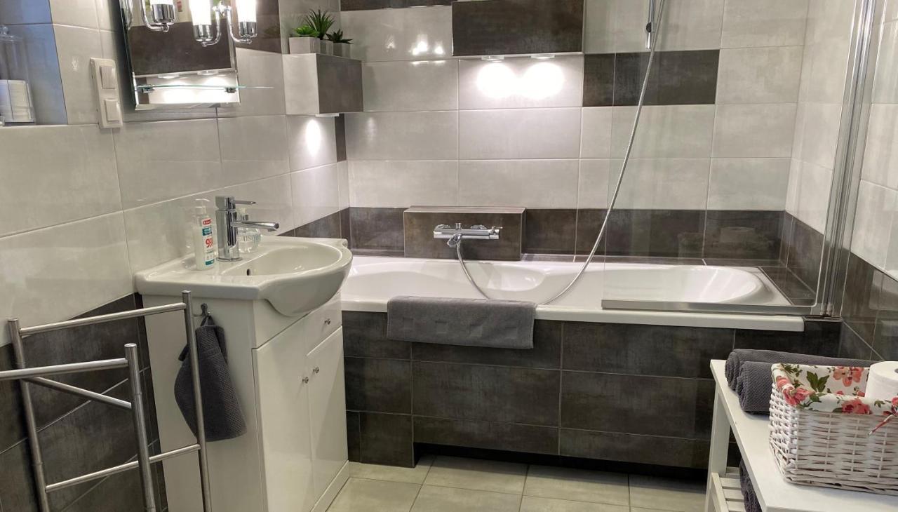 Apartament Bielany Cracovie Extérieur photo